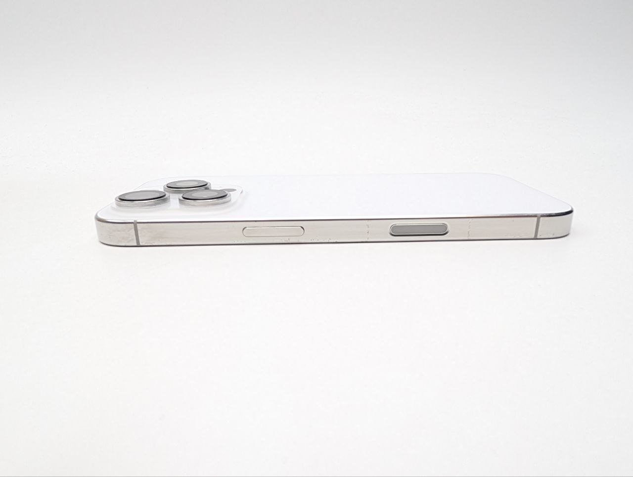 Apple iPhone 16 Pro 256GB Tytan biały (Powystawowy)